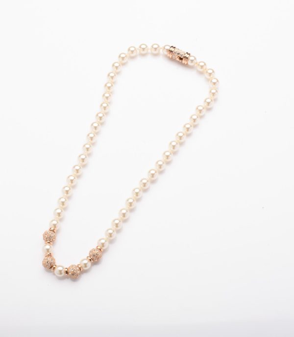 Classic Single Layer Pearl Necklace (Brass) Sale