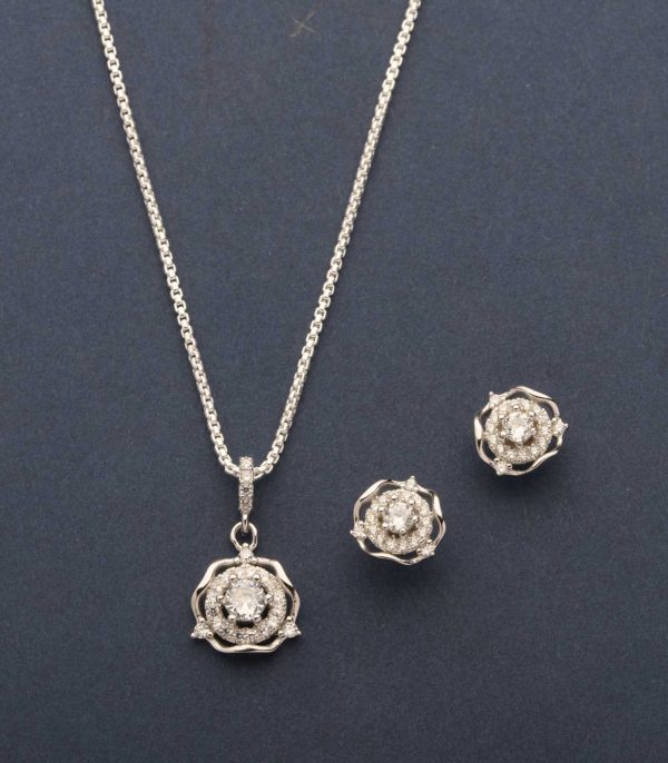 Flowers Of Adorable Gemstones Pendant Set (Silver) Discount