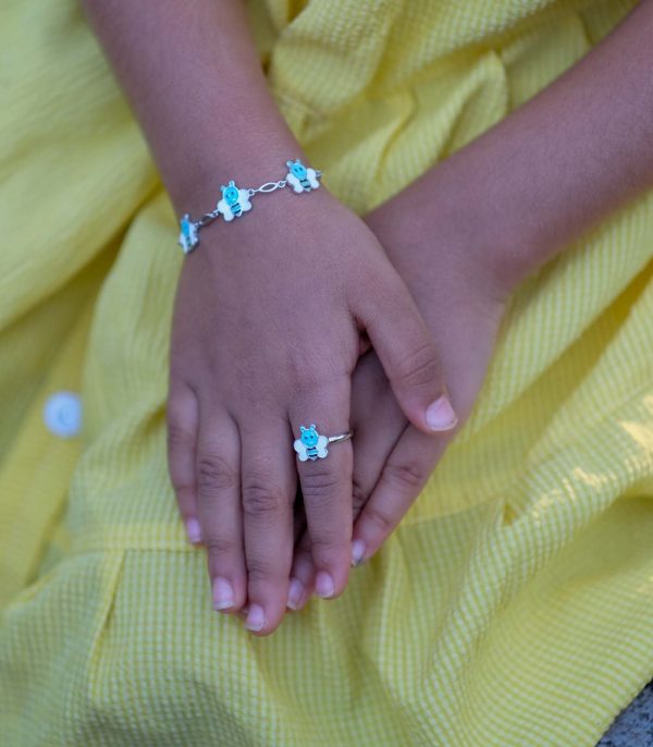 Cute Bee Bracelet (Silver) Hot on Sale