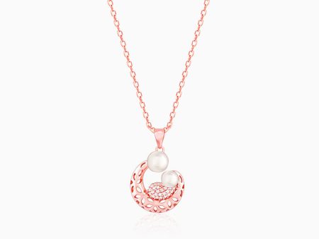 Rose Gold Pearlescent Cuddle Pendant With Link Chain Fashion