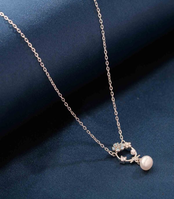 Dangling Pearl with Round  Necklace (Silver) For Cheap