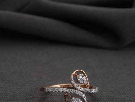 Diamond Leafy Luxe Ring Online Hot Sale