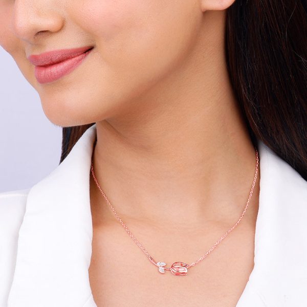 Anushka Sharma Rose Gold Pink Quartz Flower Necklace Hot on Sale